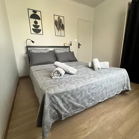 Vakantiehuis 3-bedroom House With Garden Near The Cite De Carcassonne