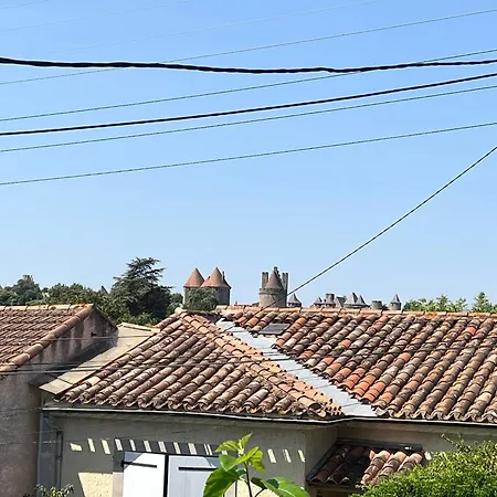 Vakantiehuis 3-bedroom House With Garden Near The Cite De